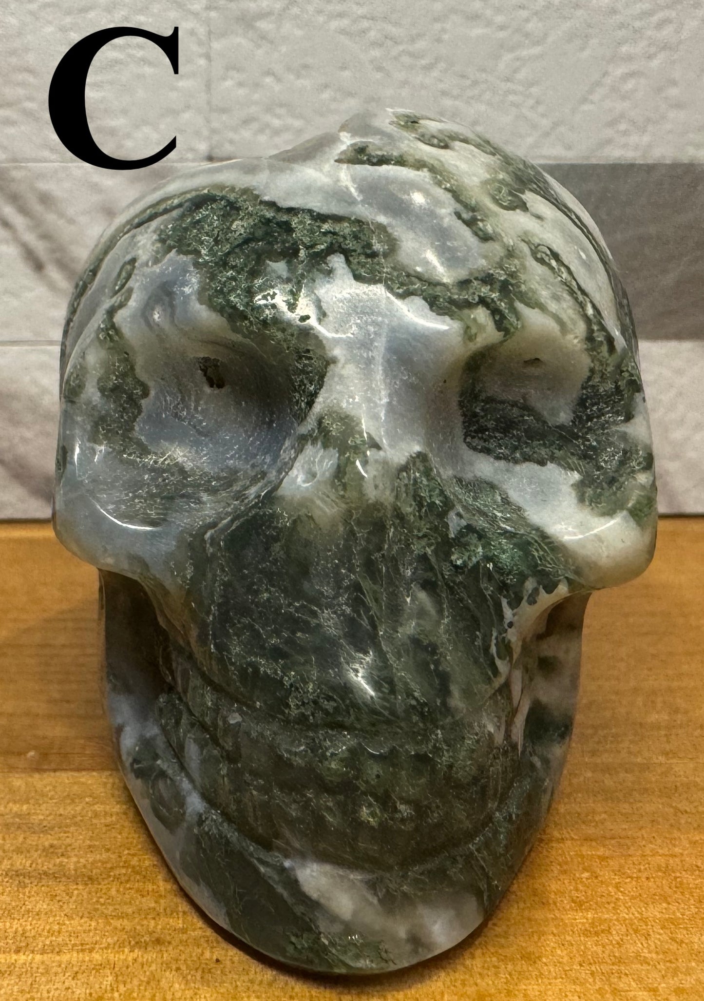 Skull Carvings (Moss & Tree Agate)