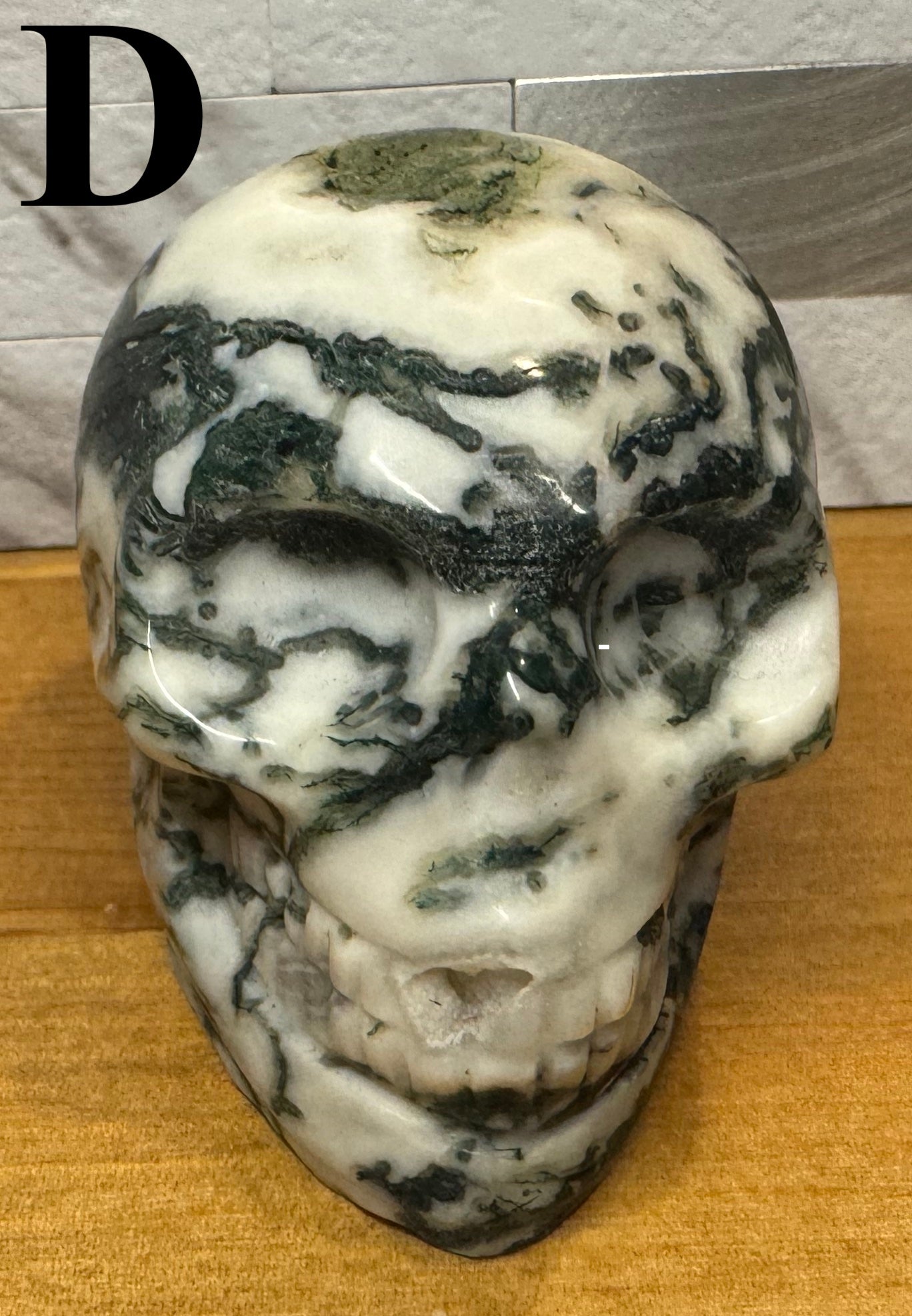 Skull Carvings (Moss & Tree Agate)